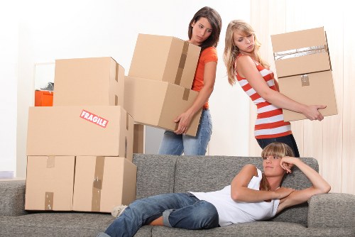Packing checklist and relocation preparation for Bromley office removals